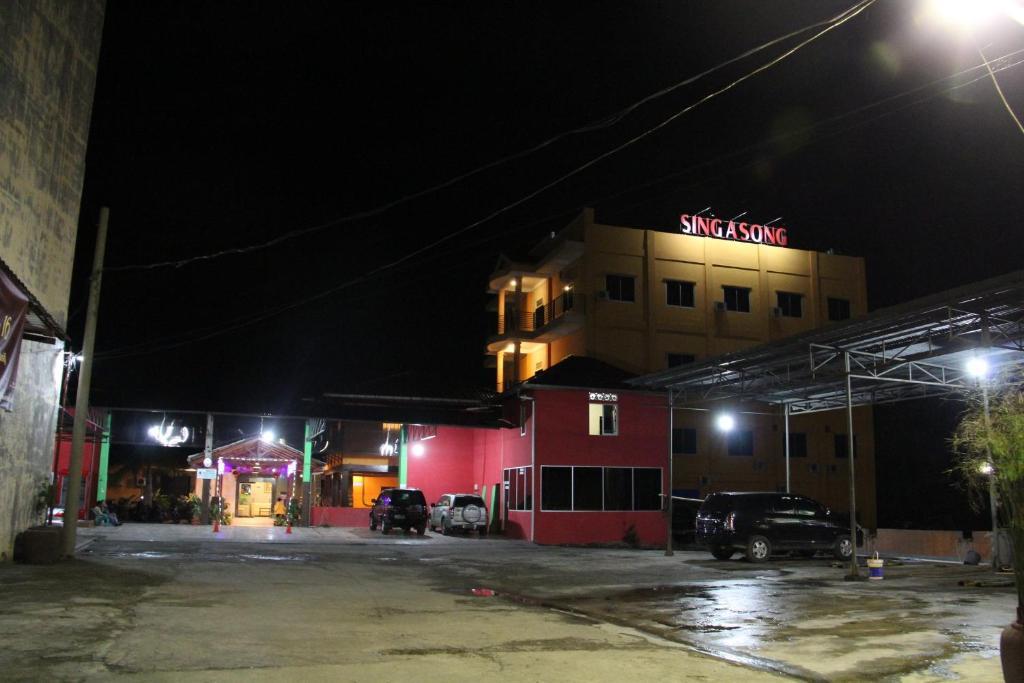 Hotel Sing A Song Pematangsiantar Dış mekan fotoğraf